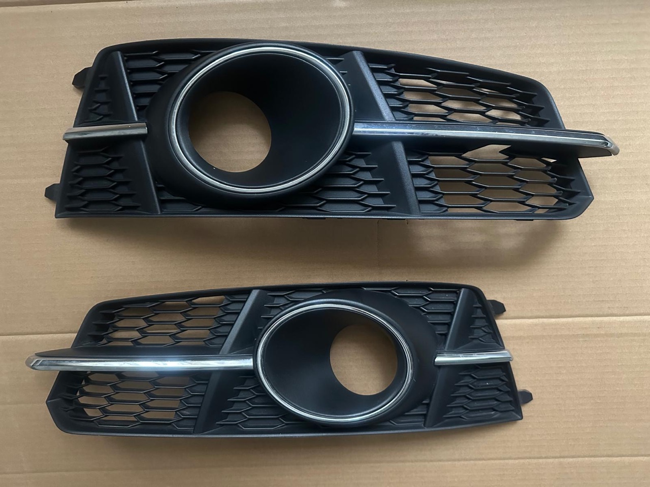 ЗАГЛУШКИ AUDI A6 C7 ACC COMPETITION ПЛЮС 4G0807681AP 4G0807682AP 