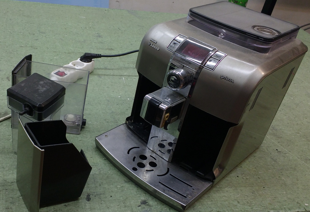 Philips Saeco Syntia HD8838 uszkodzony Olsztyn Licytacja na Allegro