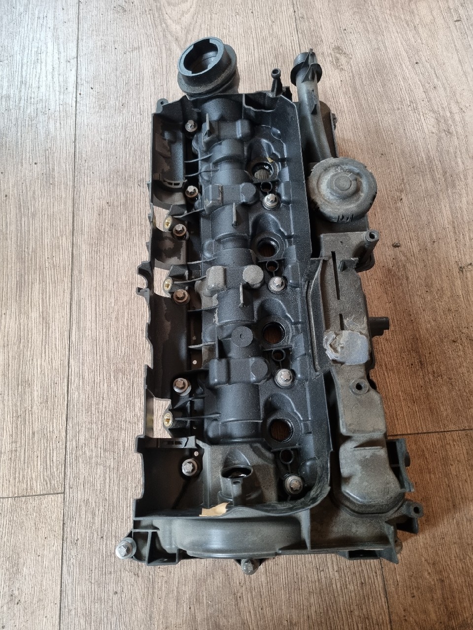КРИШКА КЛАПАНІВ BMW 2.0 D B47 F10 F30 8581798 8513755 