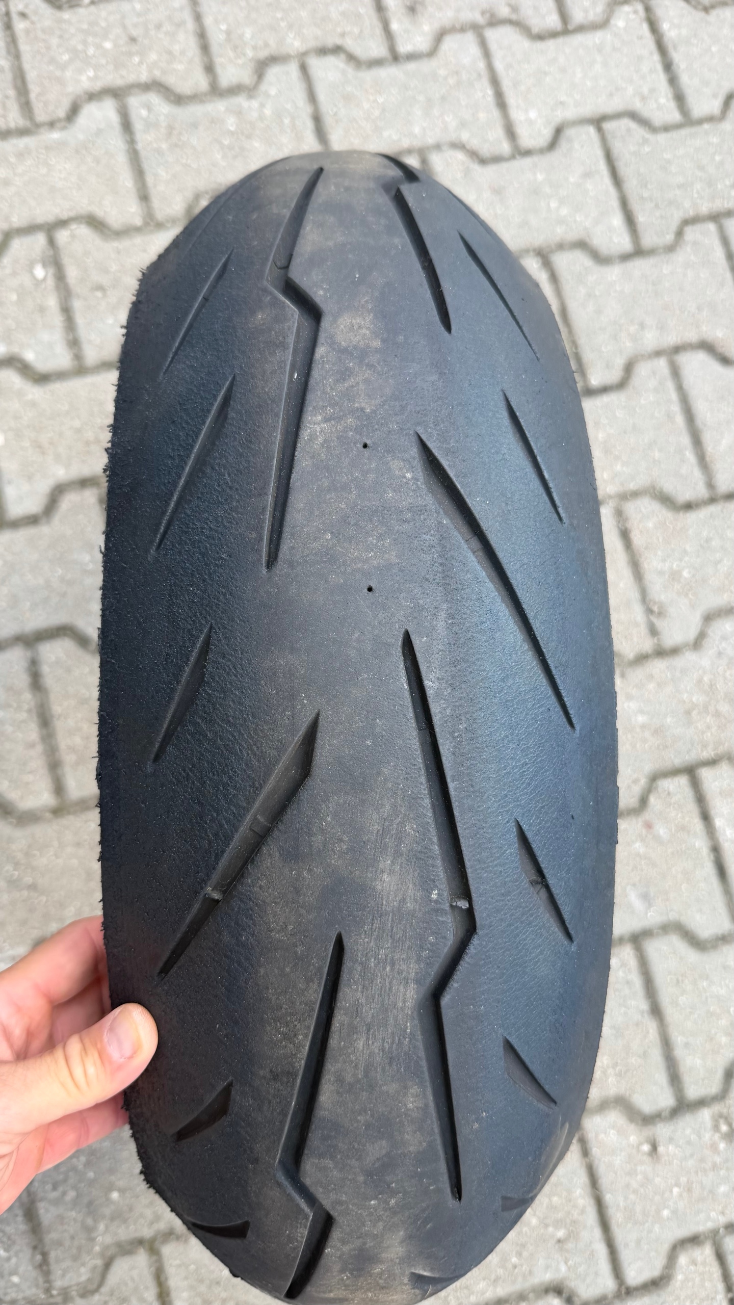 PIRELLI DIABLO ROSSO IV 180/55 ZR17 73W DOT 1221 – ДУЖЕ ДОБРИЙ СТАН 