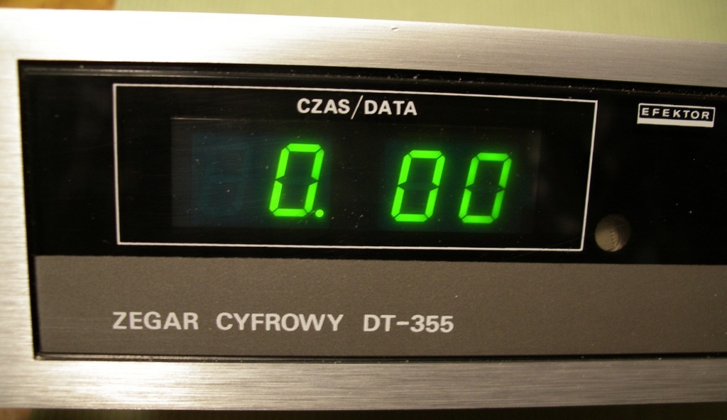 Zegar cyfrowy DT355 do wieży MIDI DIORA Warszawa Licytacja na