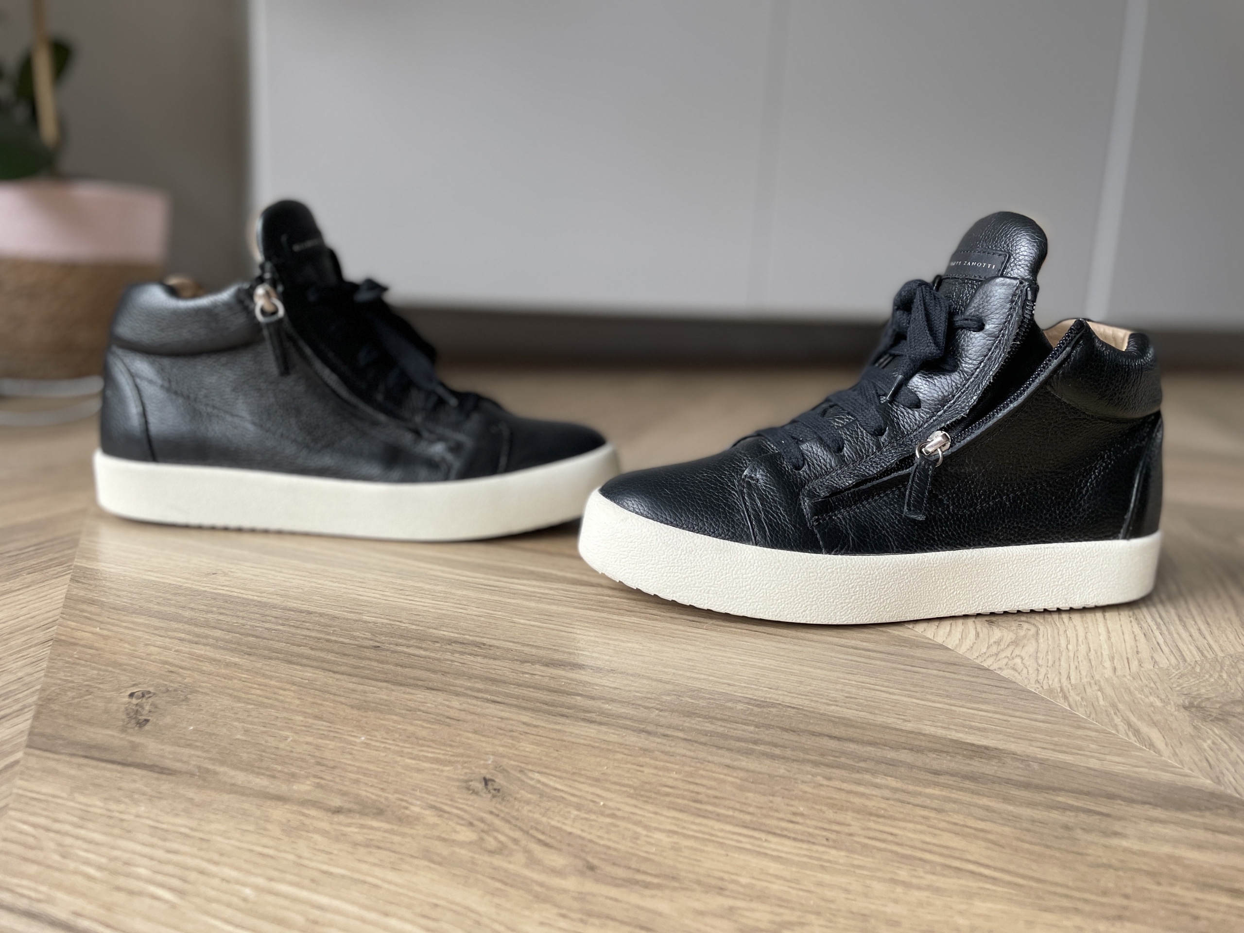 Giuseppe hotsell zanotti 42