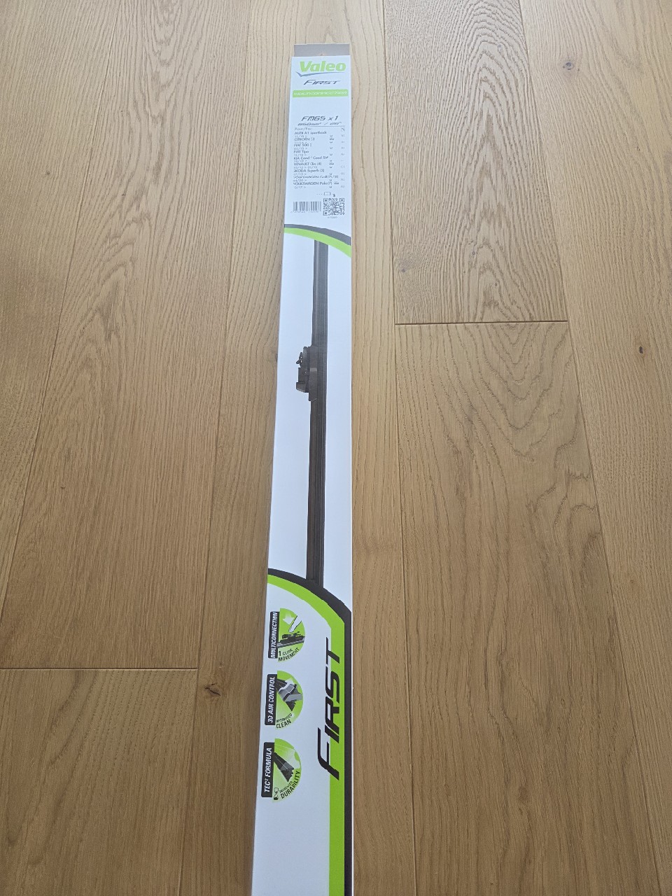 WycieraczkaValeo 575009 First 650mm