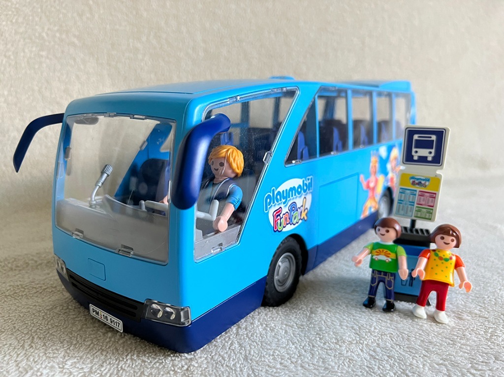 Playmobil funpark autobus escolar new arrivals