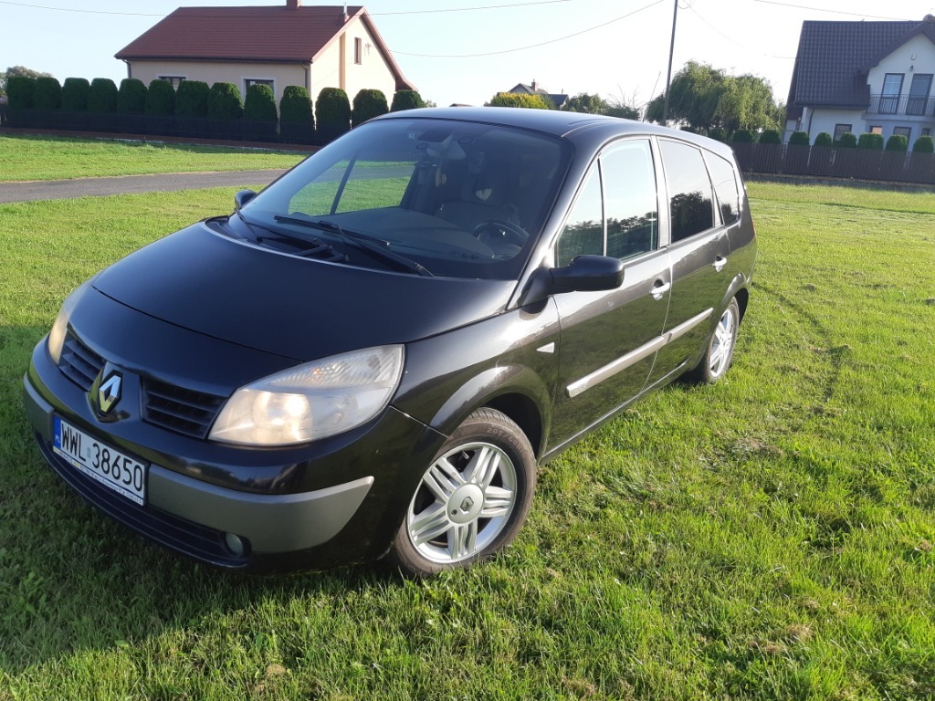 Renault Grand Scenic II 1.9 dCi Cena 7000,00 zł Wola