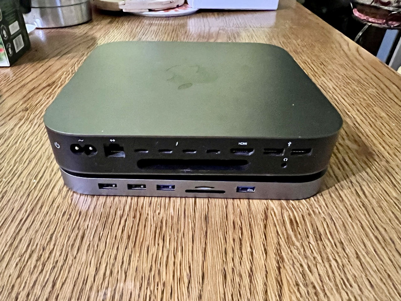 Mac mini(Late2012) メモリー16GB SSD 256GB増設済