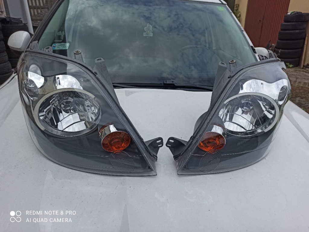 FORD FIESTA MK6 KOMPLET REFLEKTORÓW LAMPY PRZEDNIE Koszęcin Kup