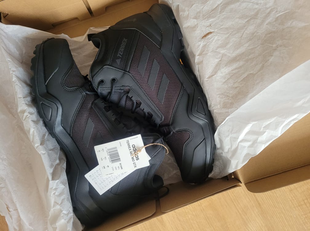 terrex ax3 mid gtx w