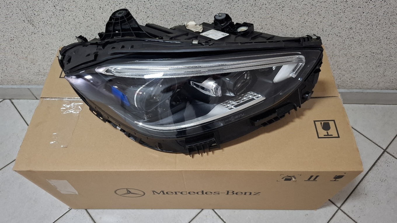 ФАРА ПРАВА MERCEDES W 206 LED (СВІТЛОДІОД) A2069063003 