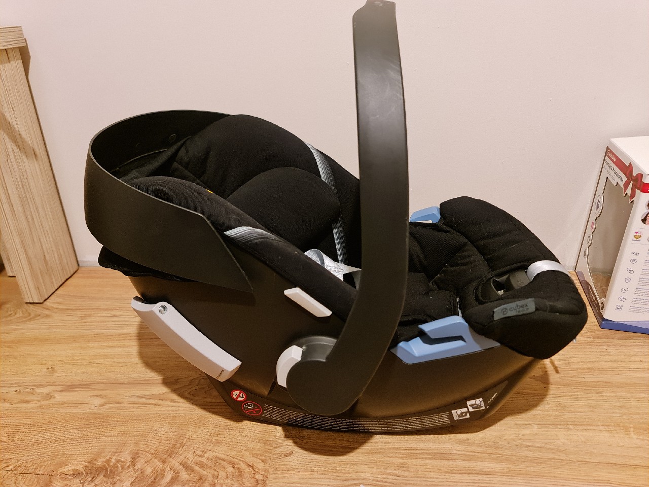 Cybex aton 5 base cheap isofix