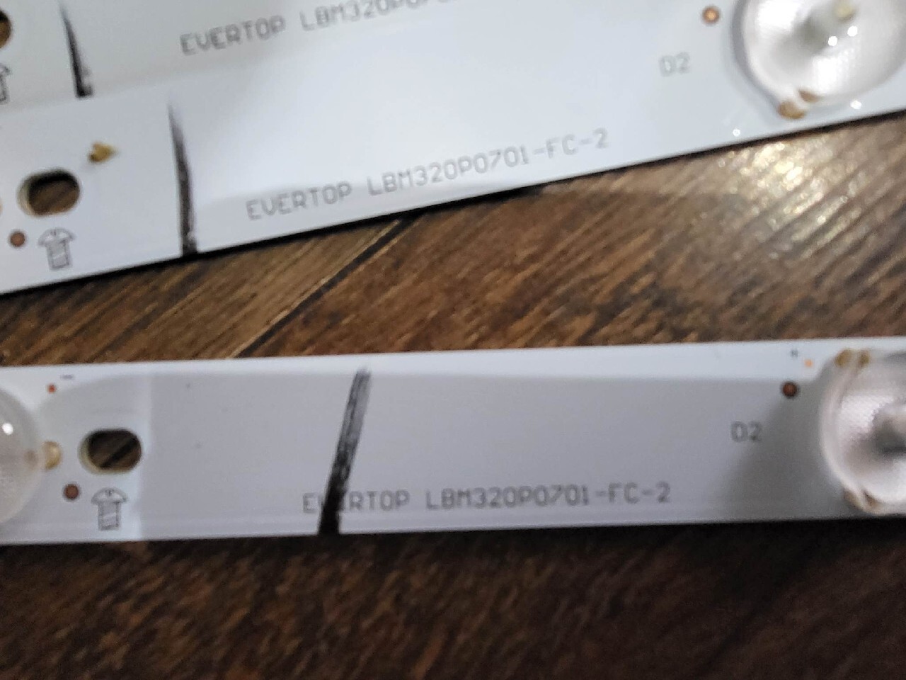 paski ledowe LBM320P0701-FC-2 | Pakość | Kup teraz na Allegro Lokalnie