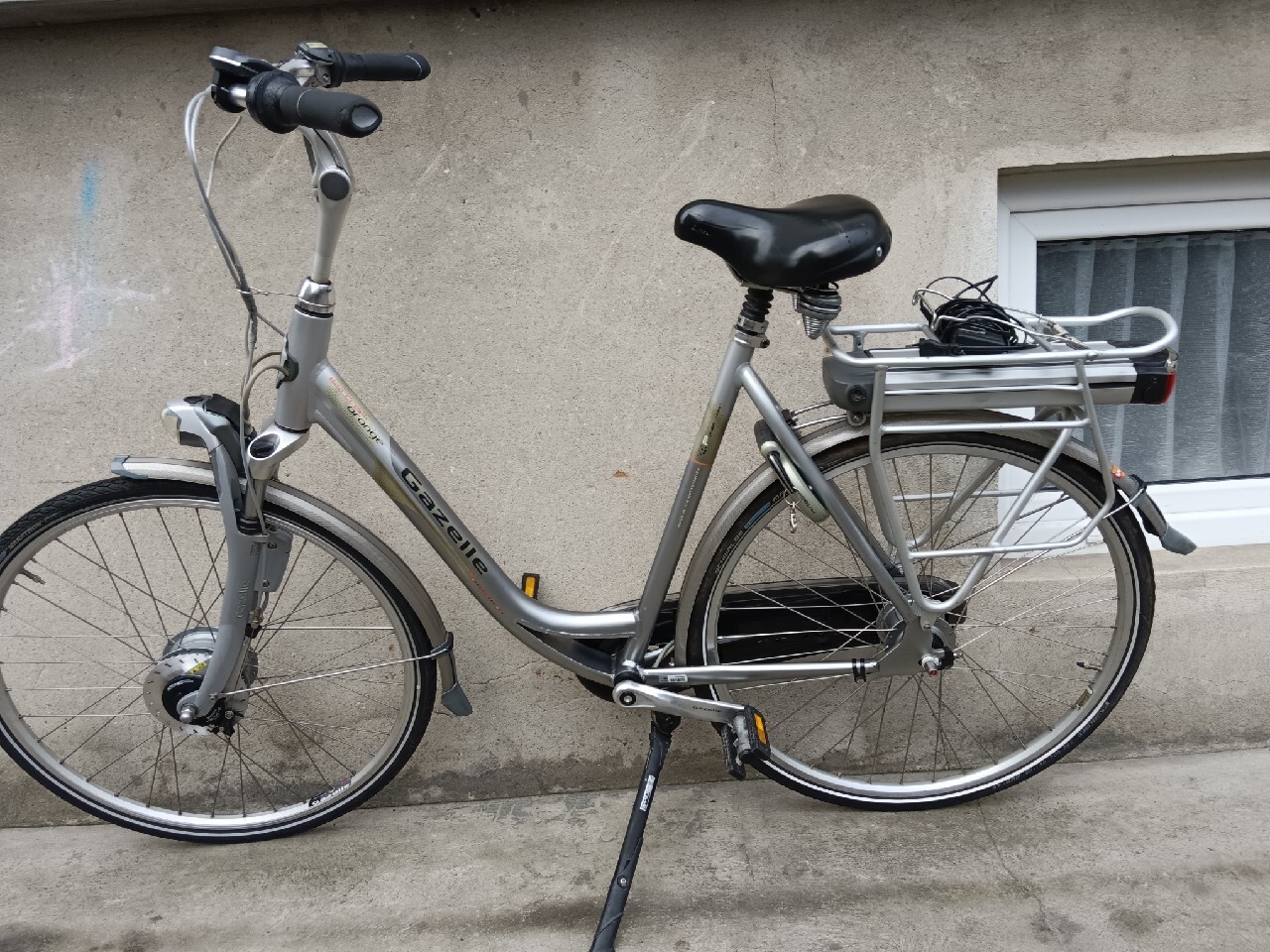 Sprzedam rower damski elektryk Gazelle Innergy 28 Słodków Kup teraz