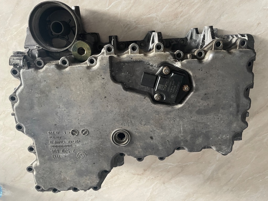 ПІДДОН МАСТИЛЬНА BMW 7570694 7570688 КОМПЛЕКТ 