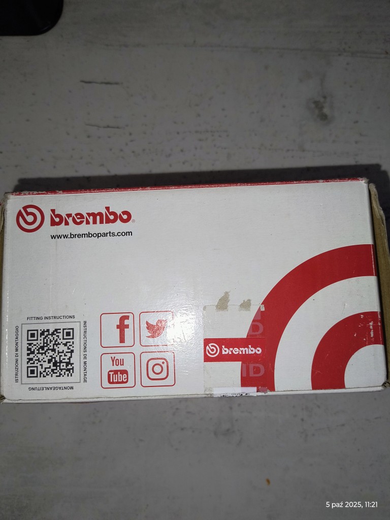КОЛОДКИ ПЕРІД BREMBO P61 120 НОВЕ 
