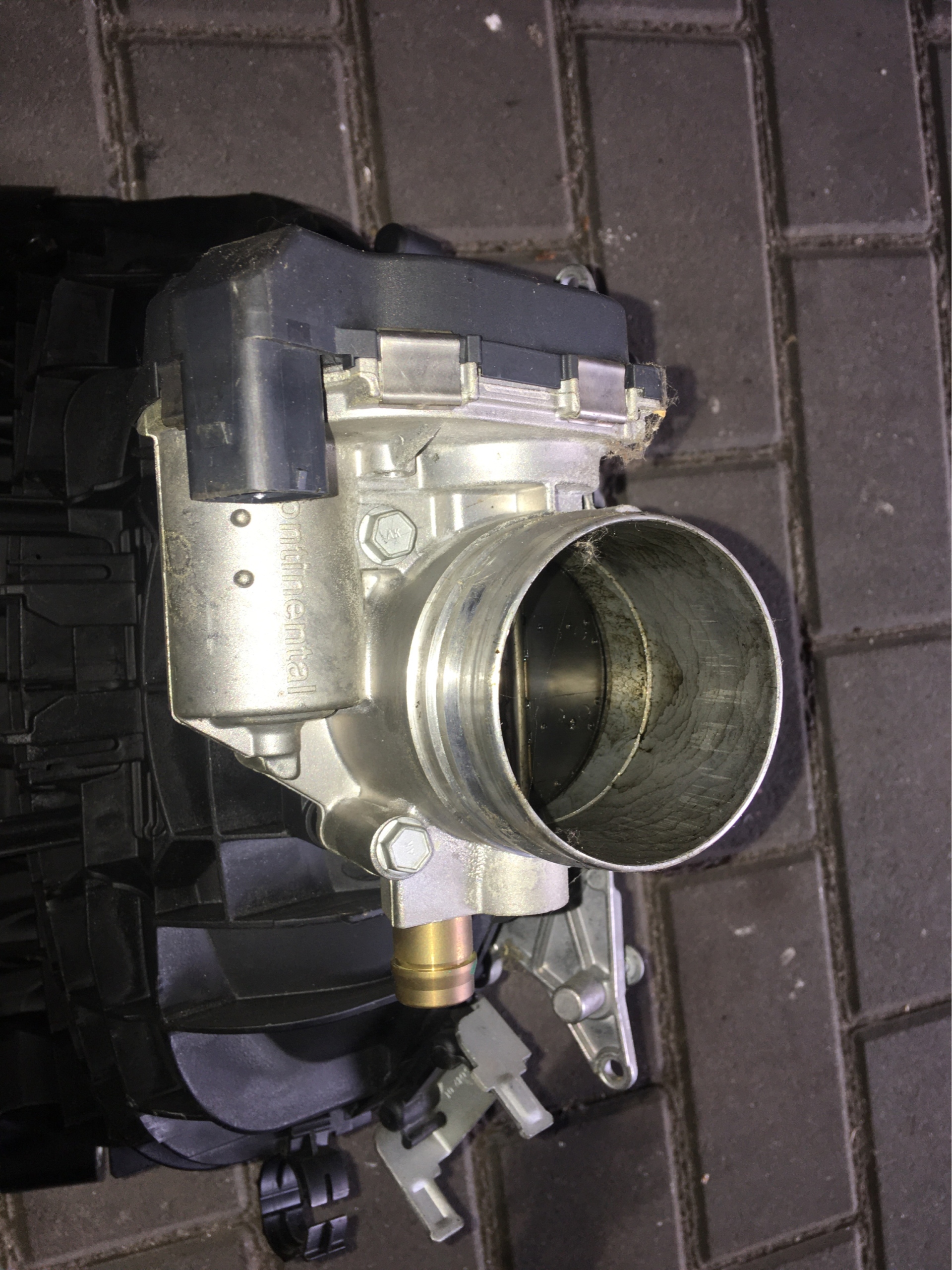 ДРОСЕЛЬНА ЗАСЛІНКА A2C53355204 BMW F10 N20 