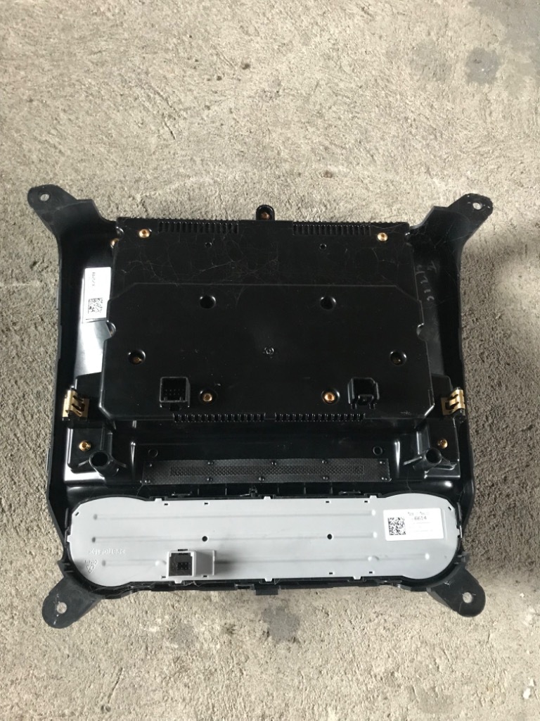 Chevrolet Silverado GMC Sierra 2014-18 radio | lapy | Kup teraz na