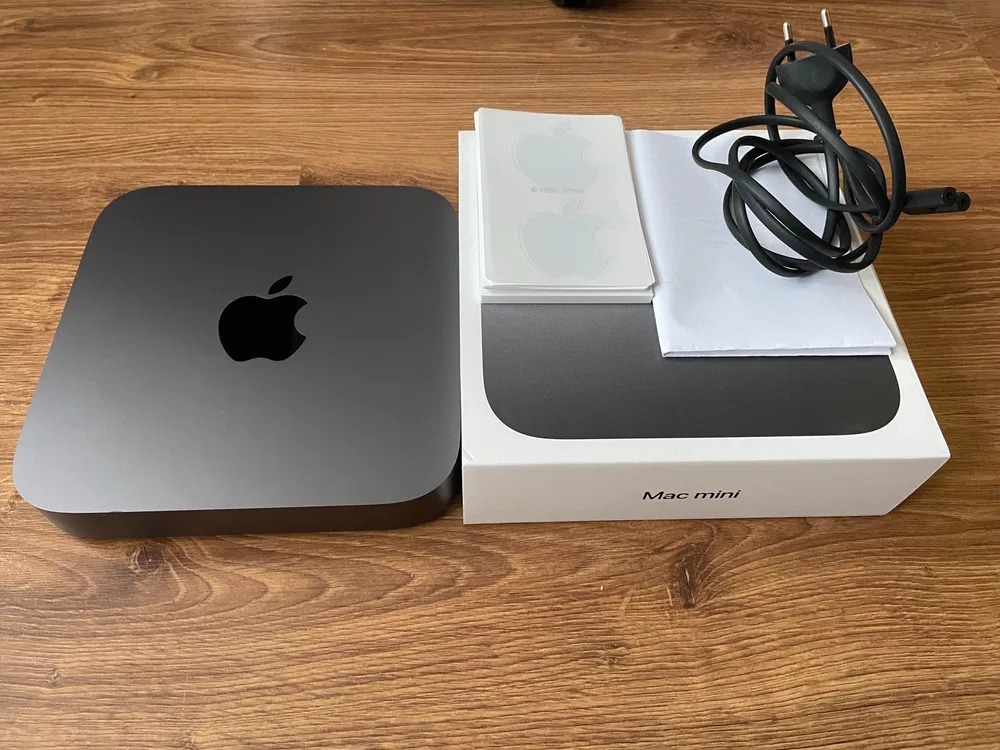 Macデスクトップ Mac mini 2018 i5 8GB 256GB FRTT2J/A Mac