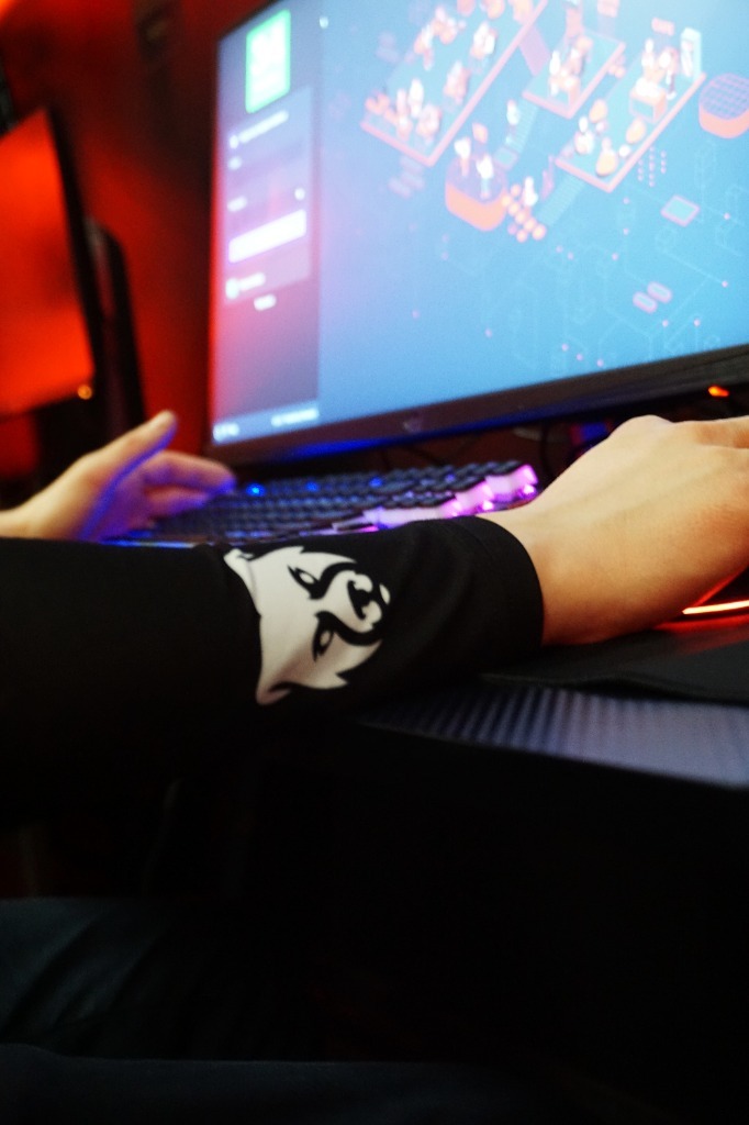 Rękaw Gamingowy / Gaming Sleeve Warszawa Kup teraz na Allegro Lokalnie