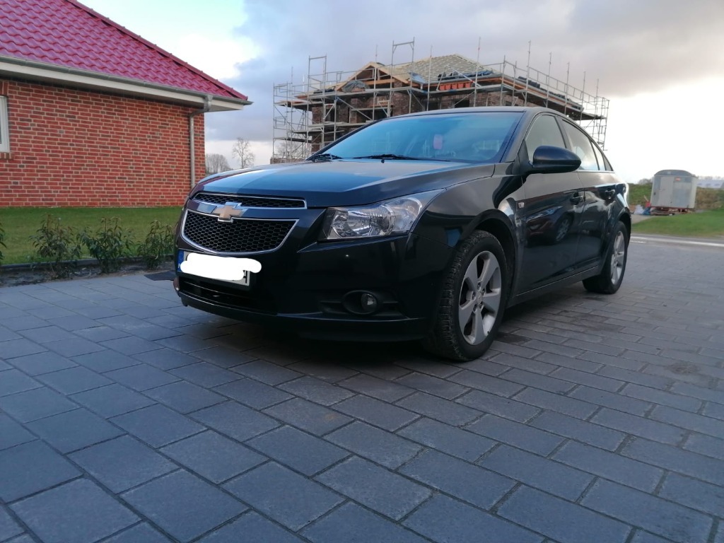 Chevrolet Cruze 2010 2,0 tdci Automat Cena 13500,00 zł