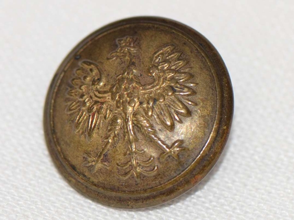 Guzik Z Orłem W Koronie Stary wojskowy guzik z orzełkiem w koronie II RP | Gdańsk | Licytacja