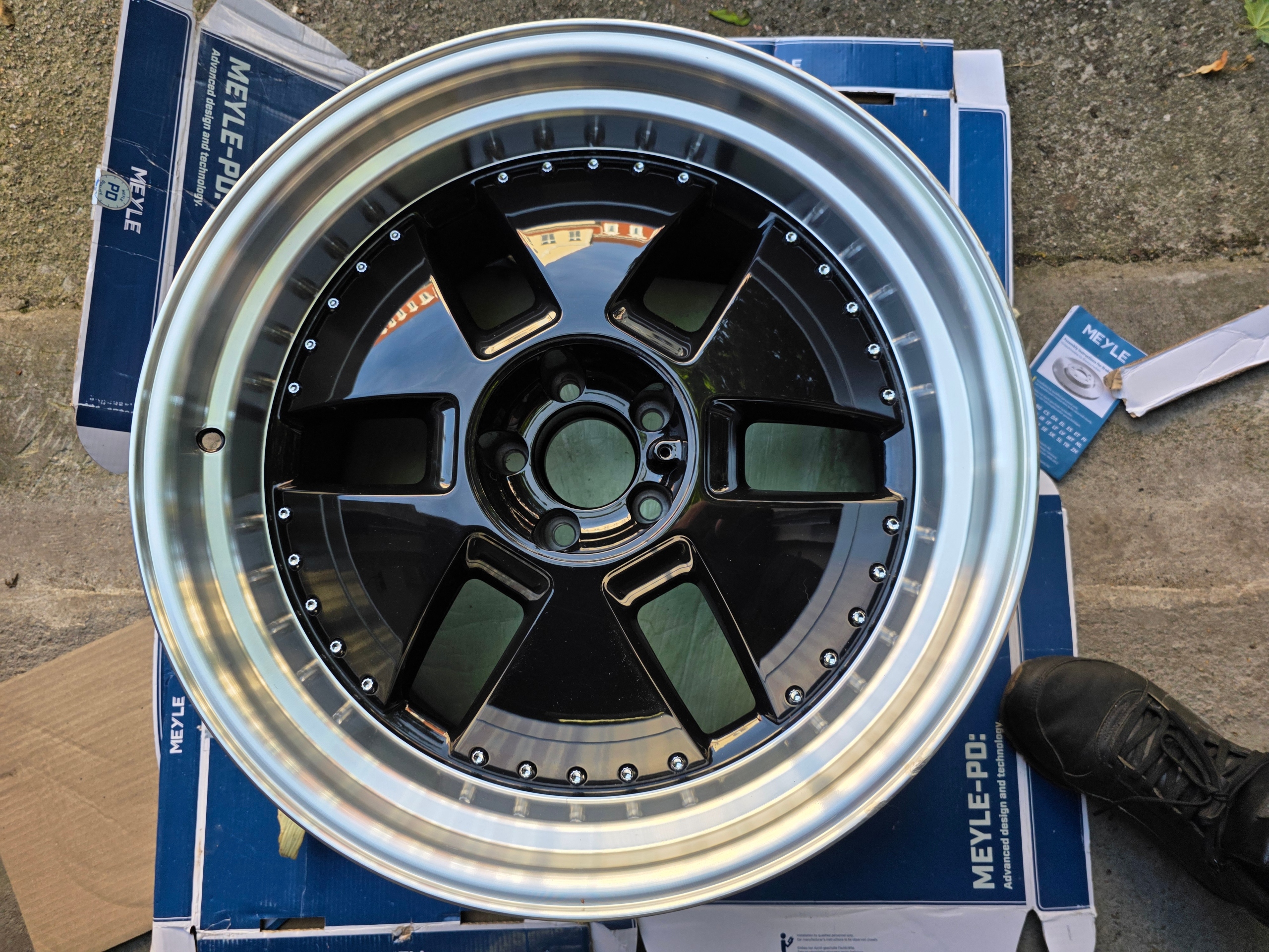 ДИСК АЛЮМІНІЄВА AXXION Y1 WHEELWORLD 20 ДЮЙМИ 11J 5X112 ET32 66,6 