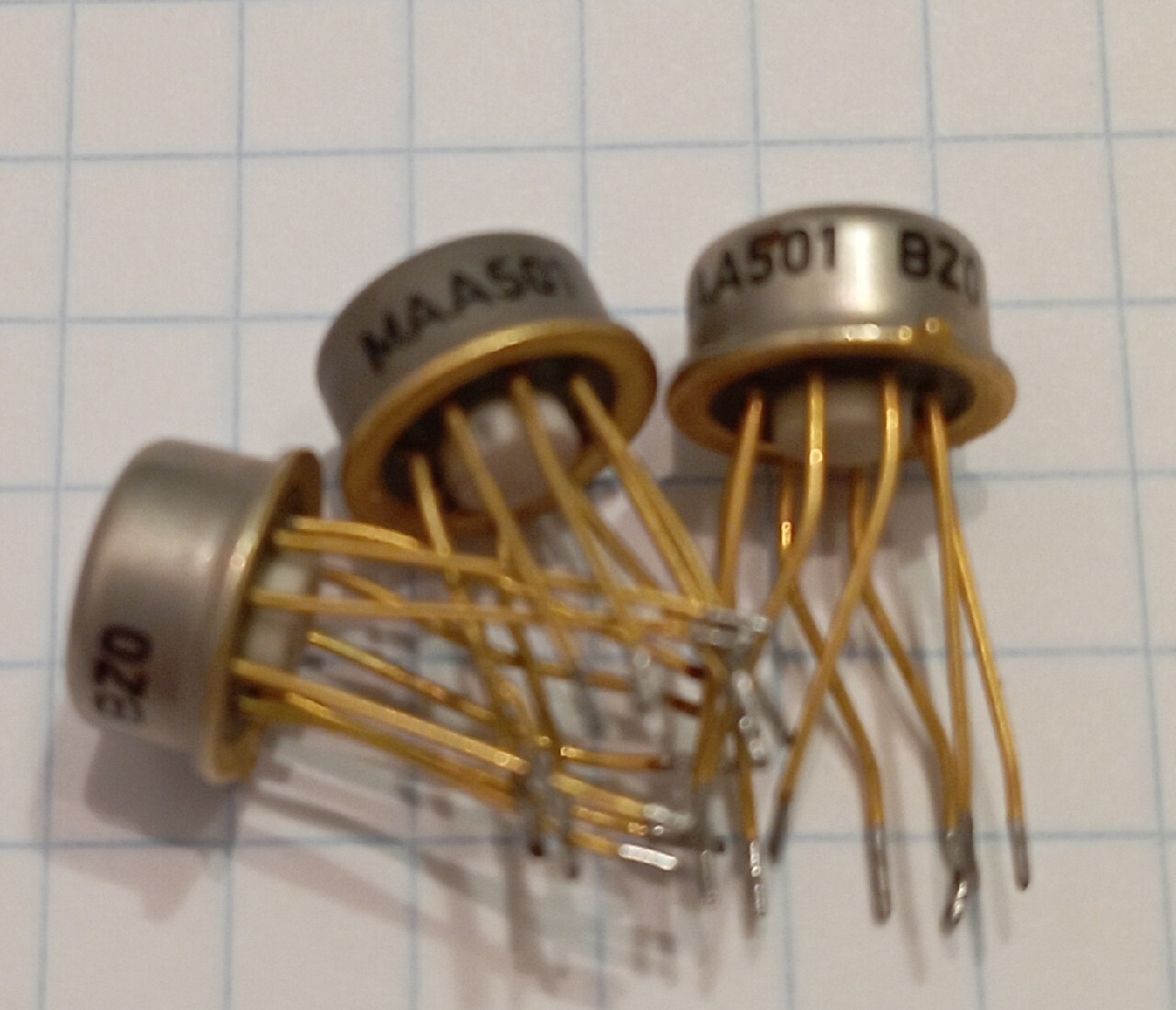 Wzmacniacz operacyjny MAA501 zestaw 3szt. | Koźlice | Kup teraz na ...