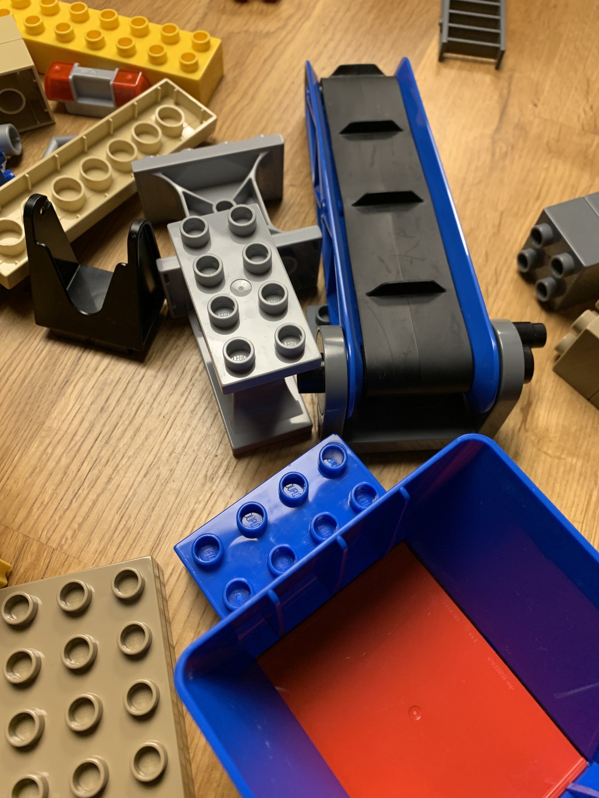 Lego Duplo 4987 Żwirownia koparka taśmociąg UNIKAT | Katowice | Kup ...