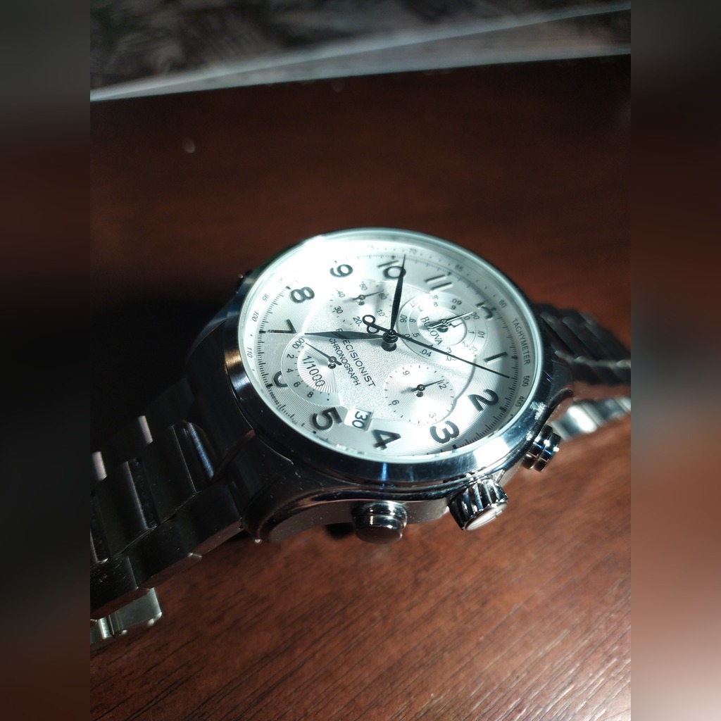 Bulova 96b183 top