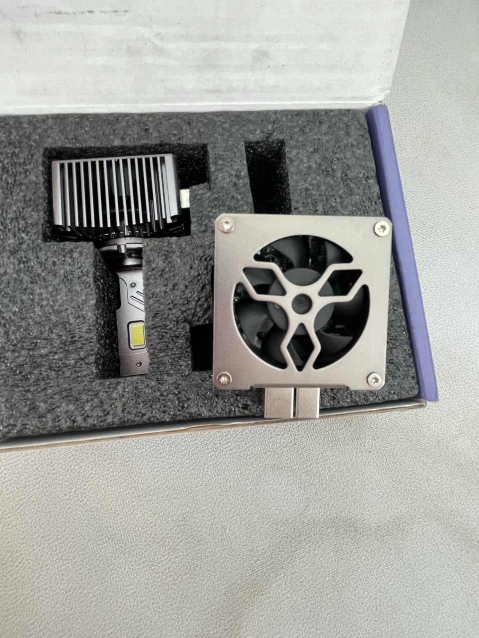CARSHARK D1S 23B LED (СВІТЛОДІОД) HID 110W 40 000LM – NOWE, W КОРОБЦІ 