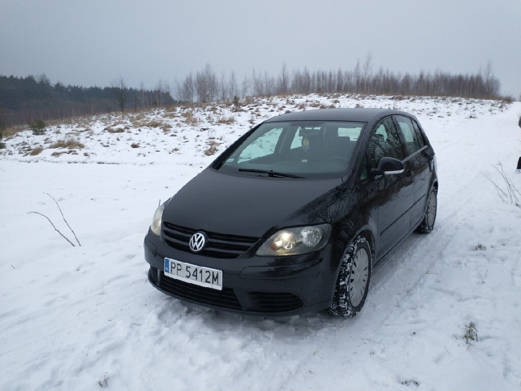 Samochód VW golf V Plus Cena 10800,00 zł Łobżenica