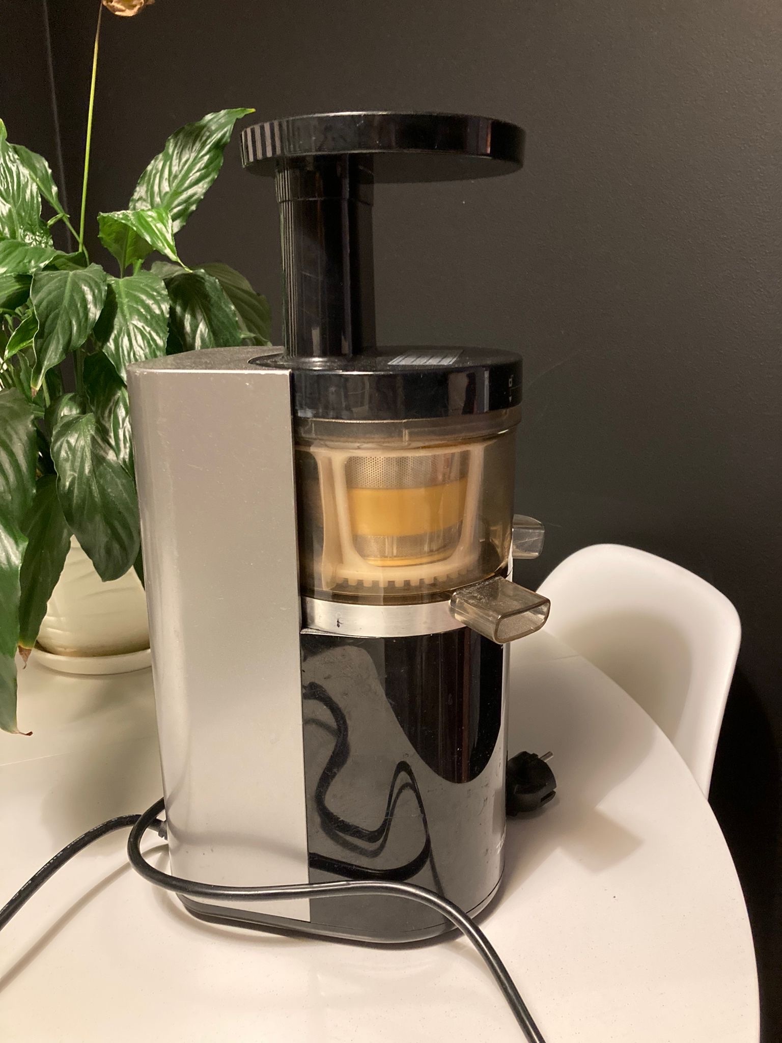 Wyciskarka wolnoobrotowa Zelmer Juice Maker JP1500 Kraków Kup teraz