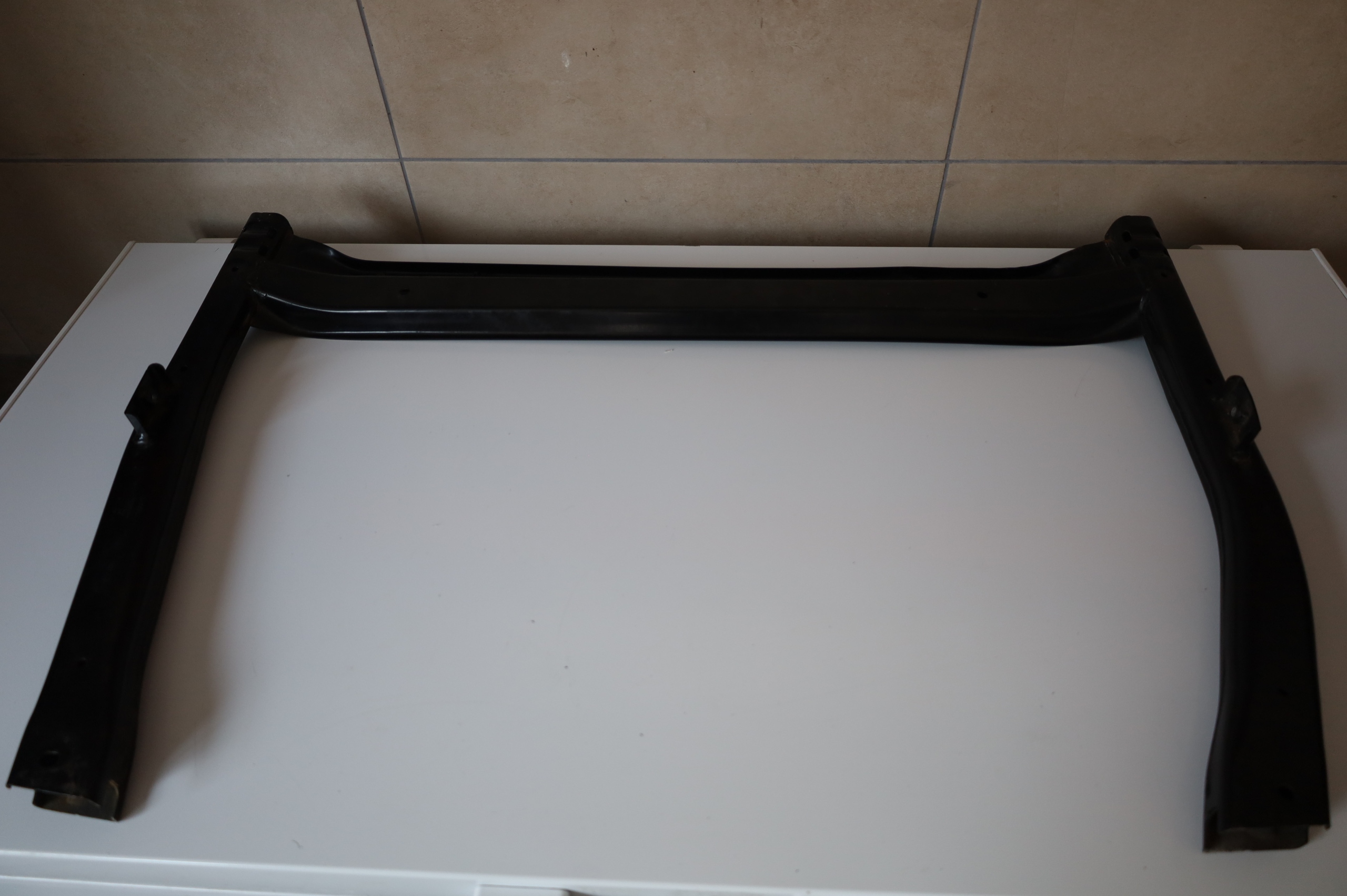 VOLVO 32221552 РАМА БАЛКА ПІД РАДІАТОРИ VOLVO XC40 XC 40 