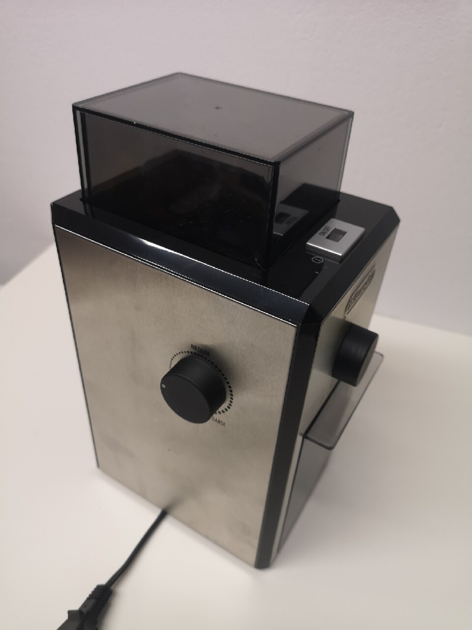 Młynek do kawy Delonghi KG89 Olsztynek Kup teraz na Allegro Lokalnie