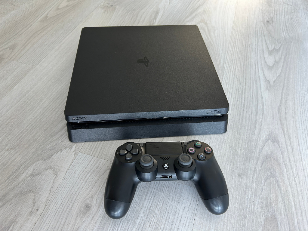 Ps4 slim best sale hen