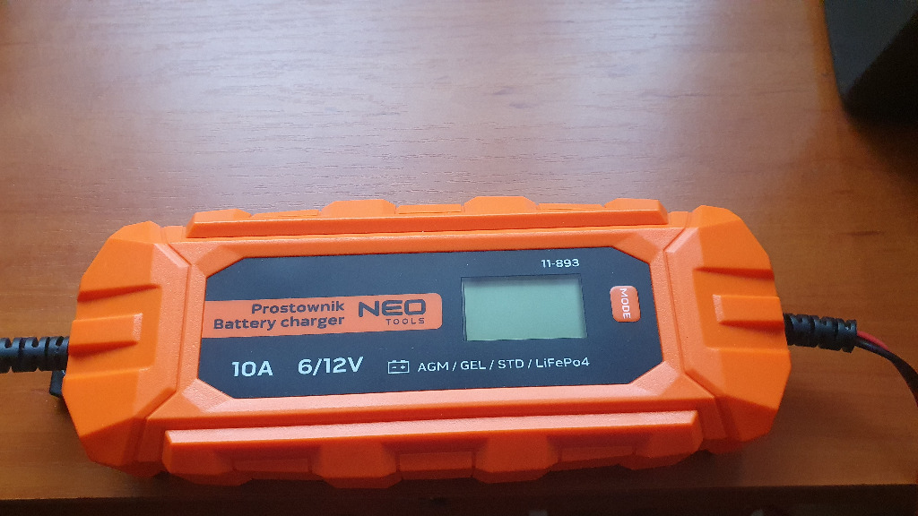 prostownik-automatyczny-neo-tools-11-893-10-a-160-koluszki-kup