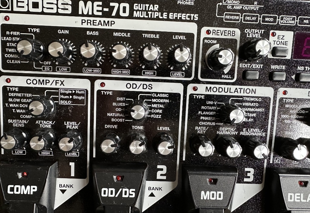 BOSS ME-70 – Legendarny multiefekt gitarowy | Stan idealny