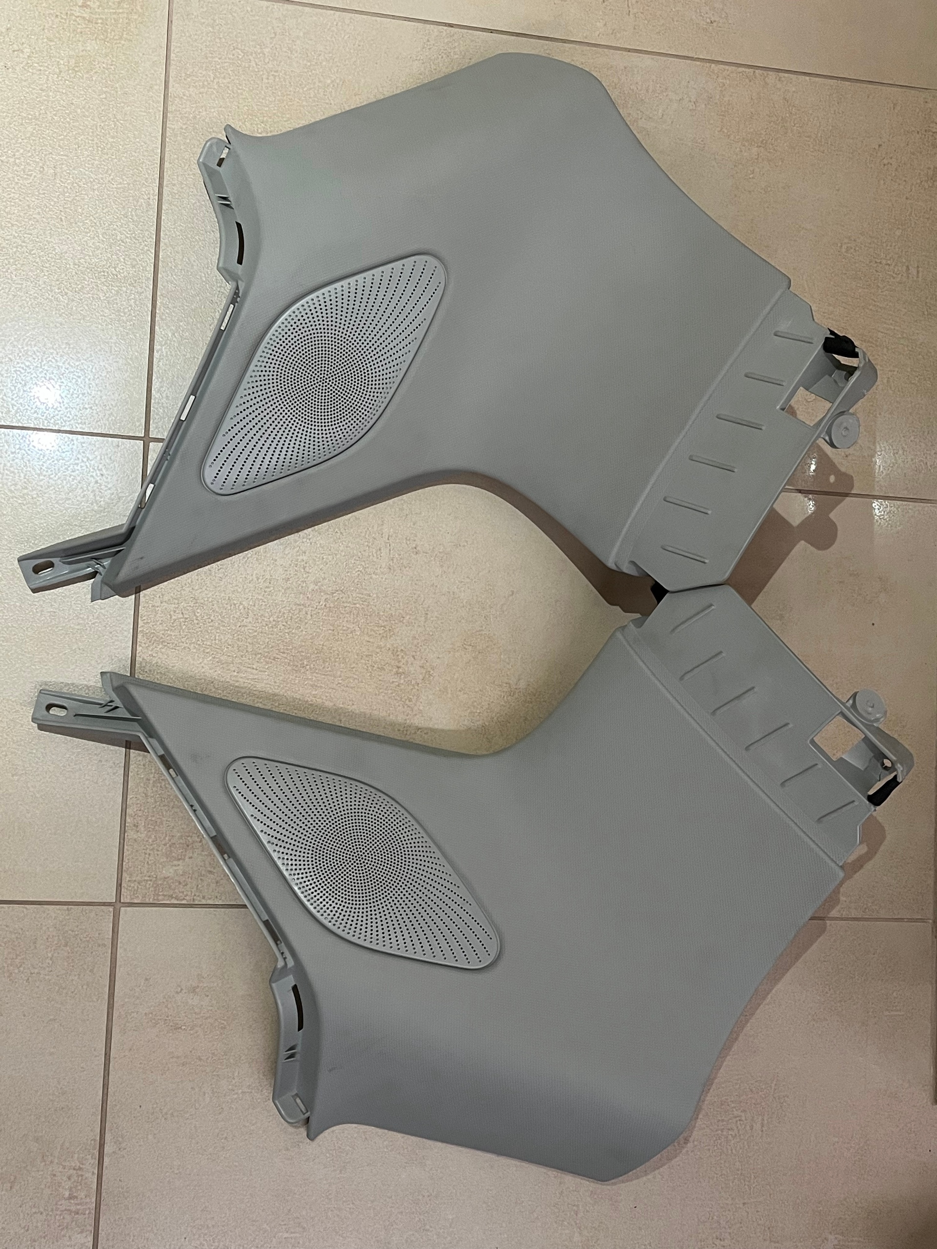AUDI Q5 СТІЙКА D 8R0867245P 8R0867246P 