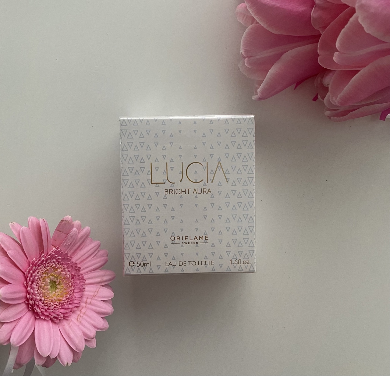 Woda toaletowa LUCIA BRIGHT AURA 50 ml Oriflame | Krzeszowice | Kup ...