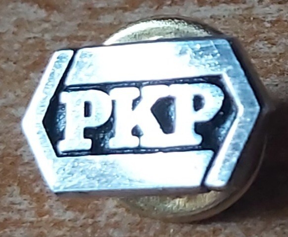 PKP - przypinka metalowa PIN z logo kolejowym, Warszawa