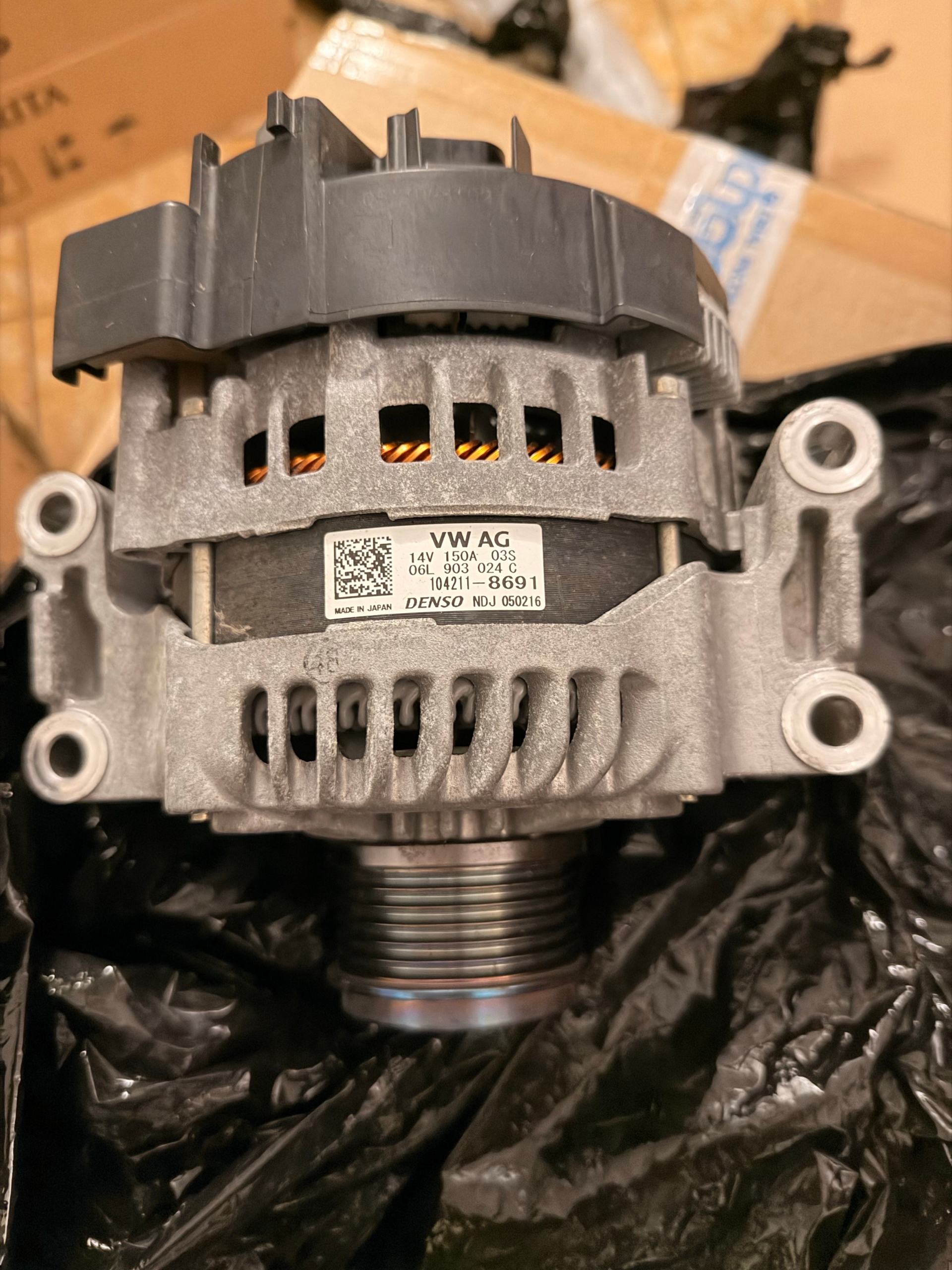 ГЕНЕРАТОР 06L903024C AUDI A5 F5 A4 B9 