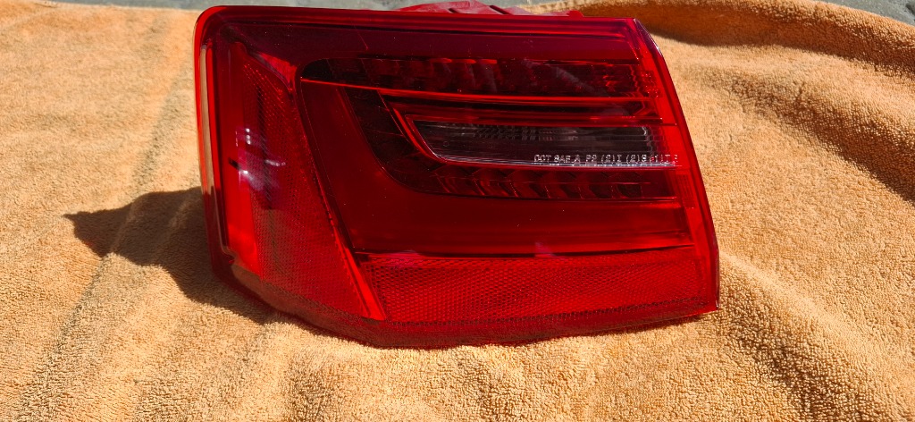 AUDI A6 C7 СЕДАН ФАРА LED (СВІТЛОДІОД) V. США ЛІВИЙ ЗАД КРИЛО 4G5945095B 