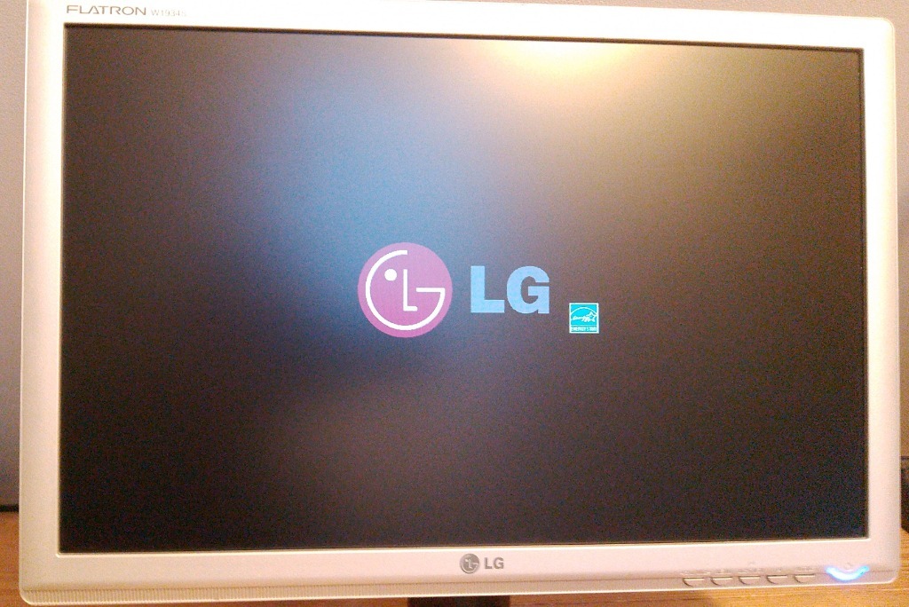 Monitor LG Flatron W1934S 19 podświetlanie gaśnie | Olsztyn | Kup teraz ...