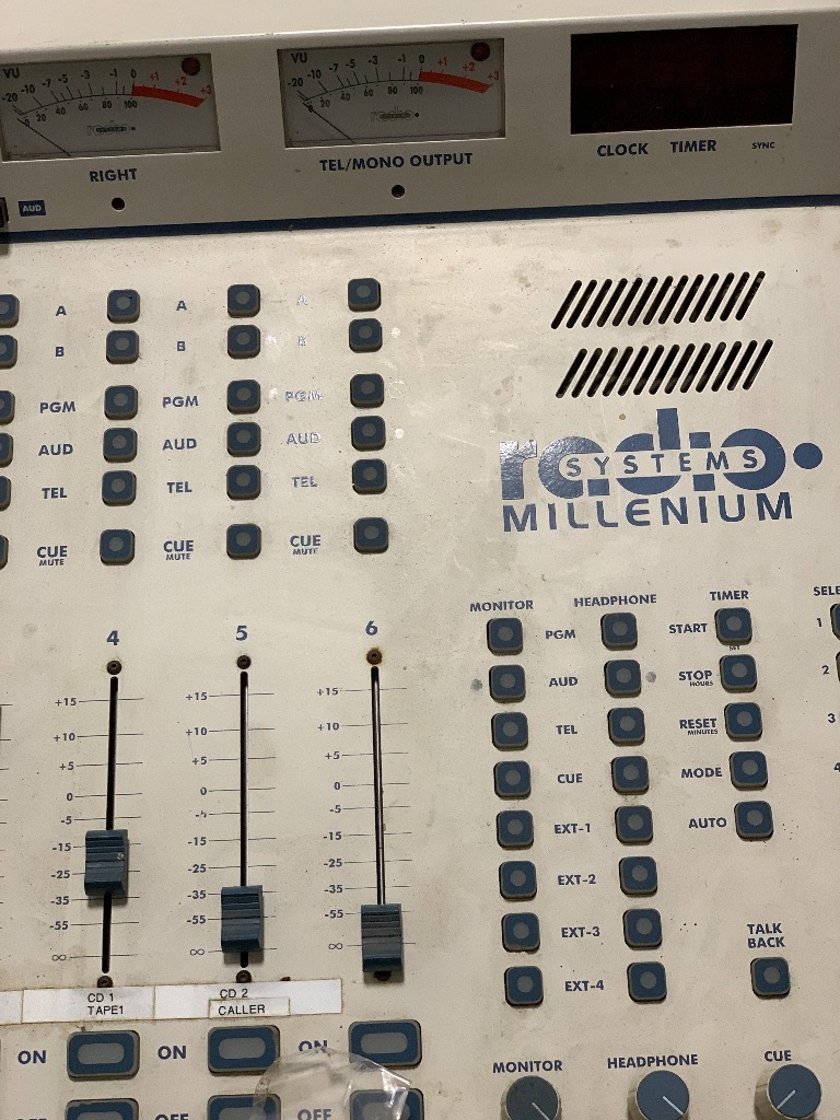 Radio Systems Millenium 6kanałowa konsola Strykow Kup teraz na