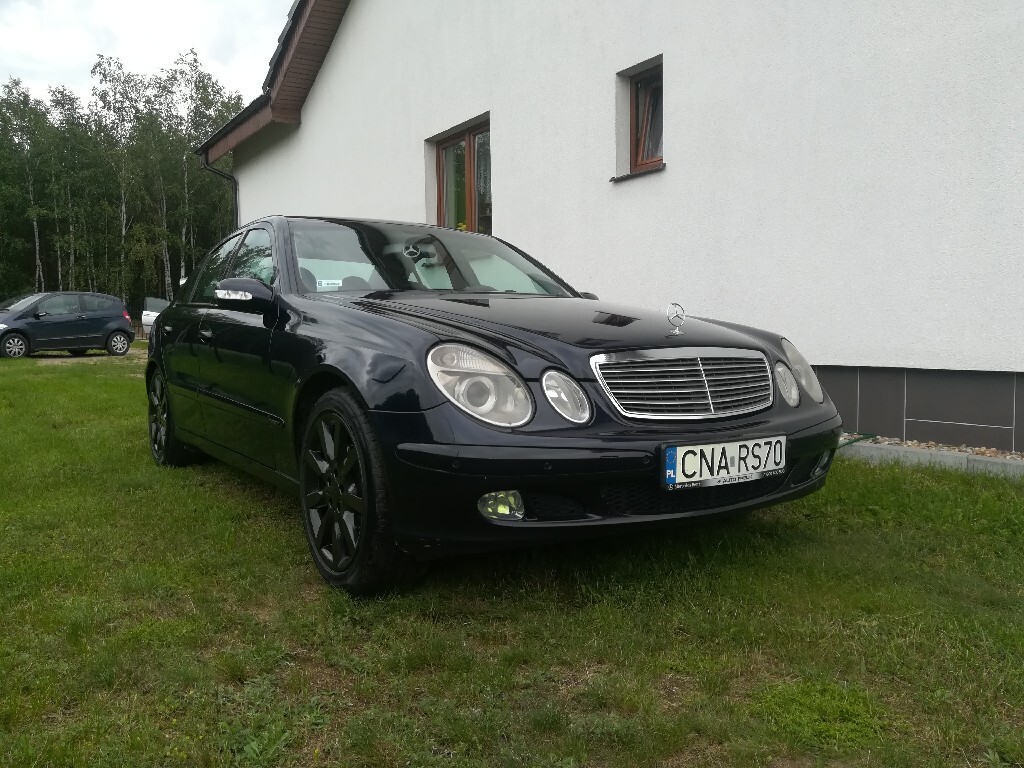Mercedes W211 2.7 CDI Cena 13500,00 zł Szubin