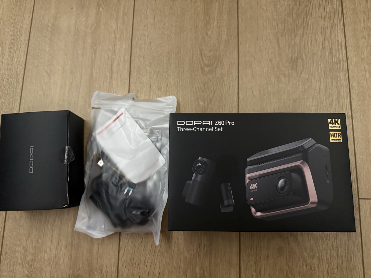 ВІДЕОРЕЄСТРАТОР DDPAI Z60 PRO THREE-CHANNEL СЕТ 