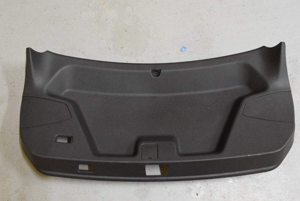 ОБШИВКА ЗАДНЬОЇ КРИШКИ БАГАЖНИКА AUDI A5 F5 SPORTBACK 8W8867979 