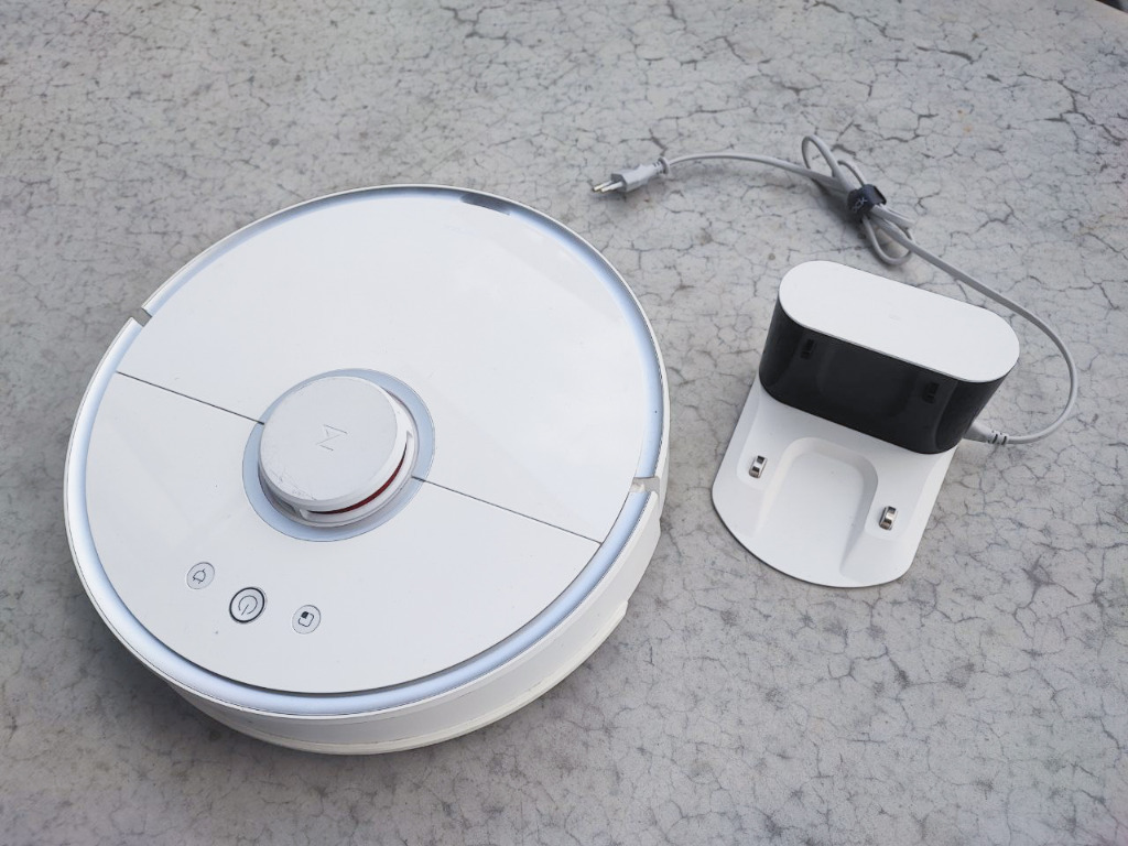 ROBOT SPRZĄTAJĄCY XIAOMI ROBOROCK S50200 Wrocław Licytacja na