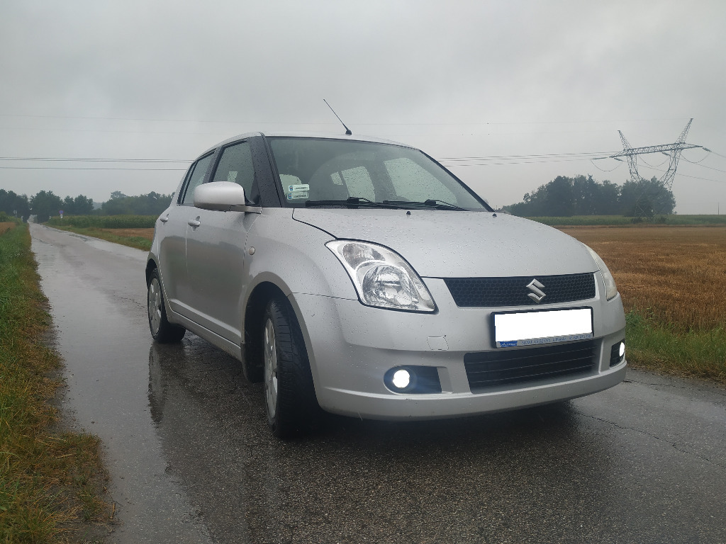 SUZUKI SWIFT 1.3 2006r LPG Cena 6000,00 zł Sochaczew