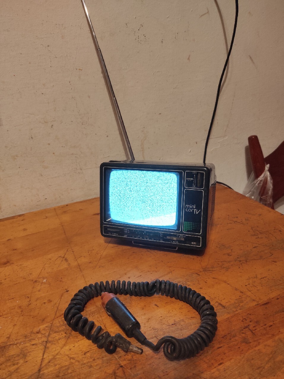 Mini Car TV. Mini Telewizor z radiem Pniewy Kup teraz na Allegro