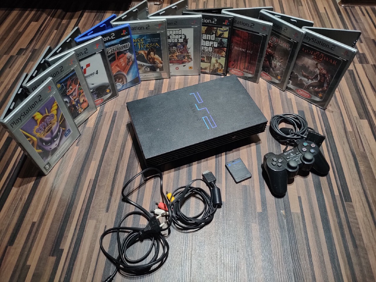 Sony PlayStation 2 SCPH 39004 PS2 + ZESTAW 10 GIER lubawka